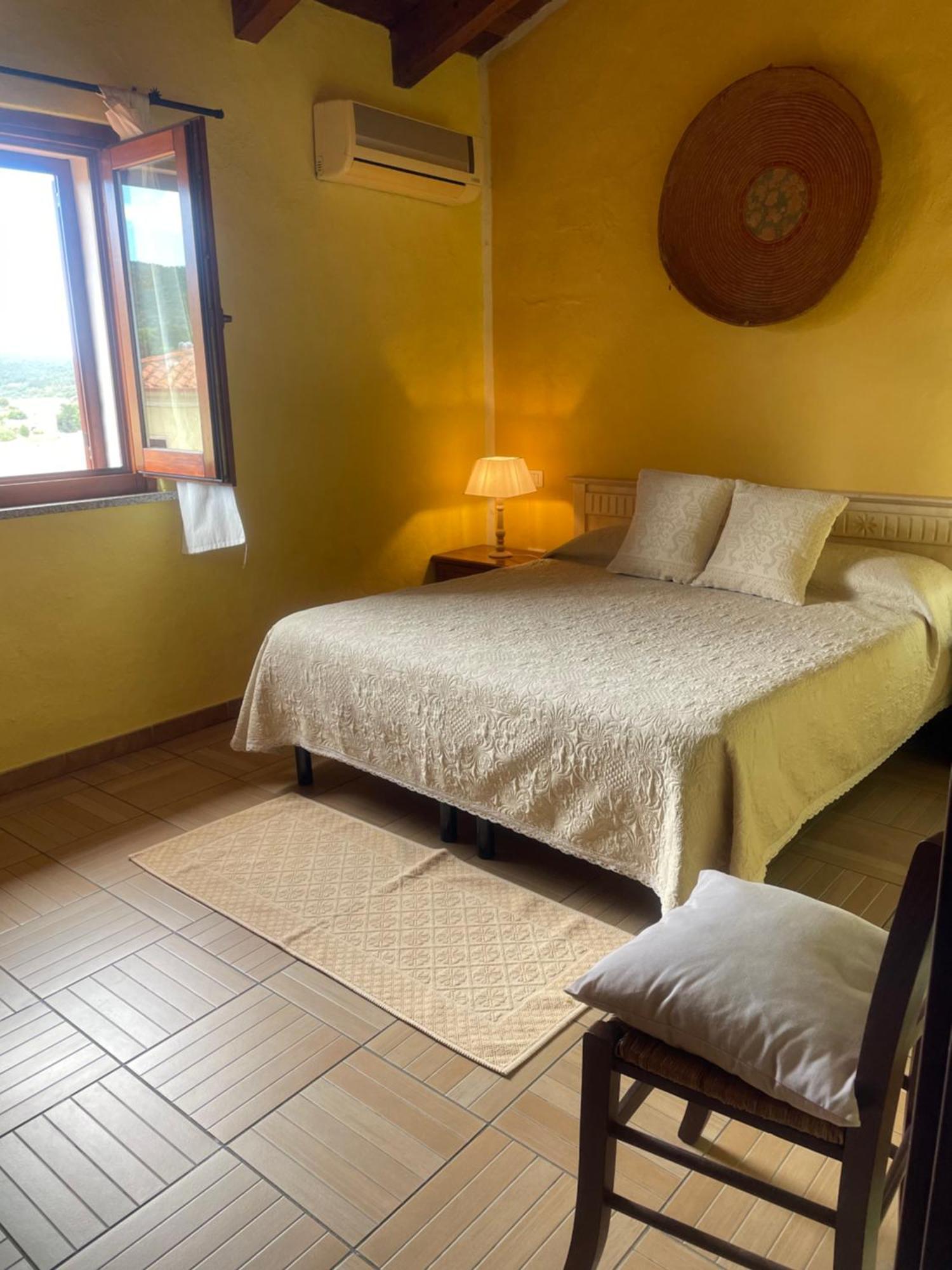 Affitti Brevi Tzia Licca Bed & Breakfast Teulada Luaran gambar